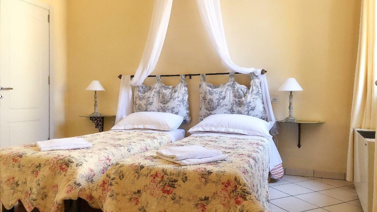B&B Life Style Novecento Φλωρεντία Εξωτερικό φωτογραφία